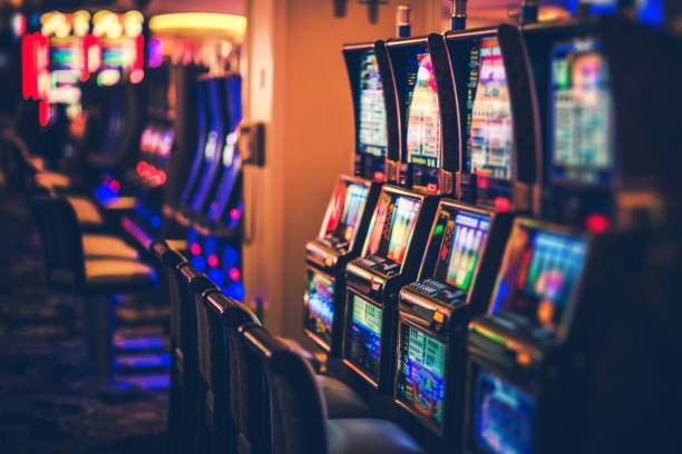 Mobile betting screen with Cash Out button and withdrawal options